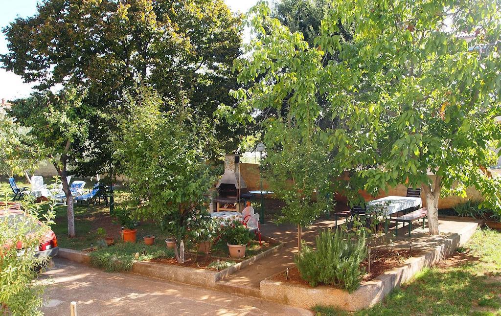 Guesthouse Resan Медулин Экстерьер фото
